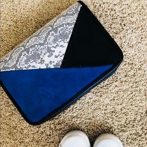 Black & Blue Hand Bag